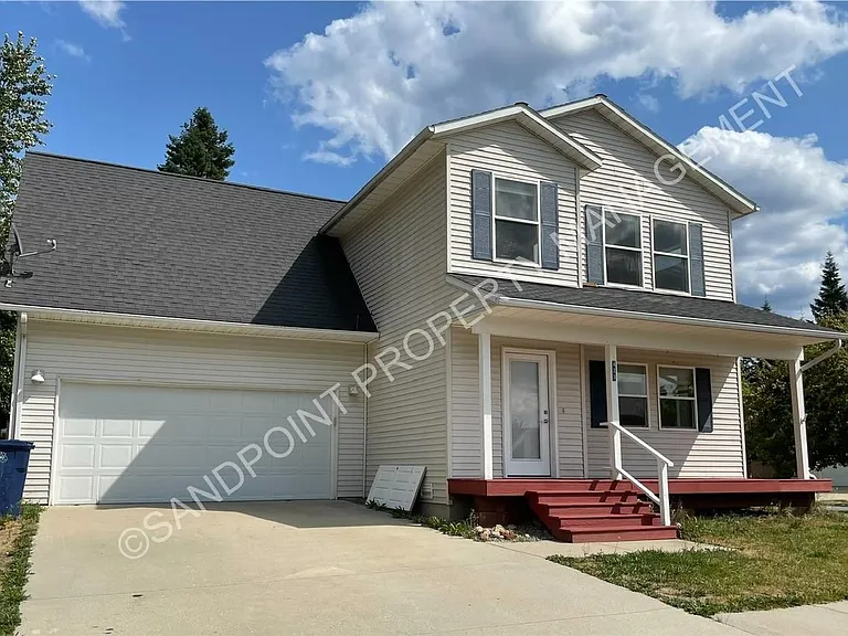 423 Louis Ln — Photo 3