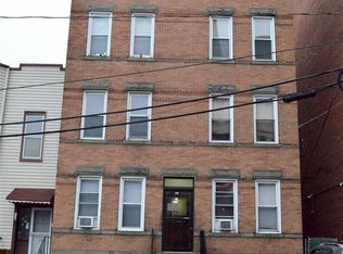 712 14th St #A1, Union City, NJ 07087