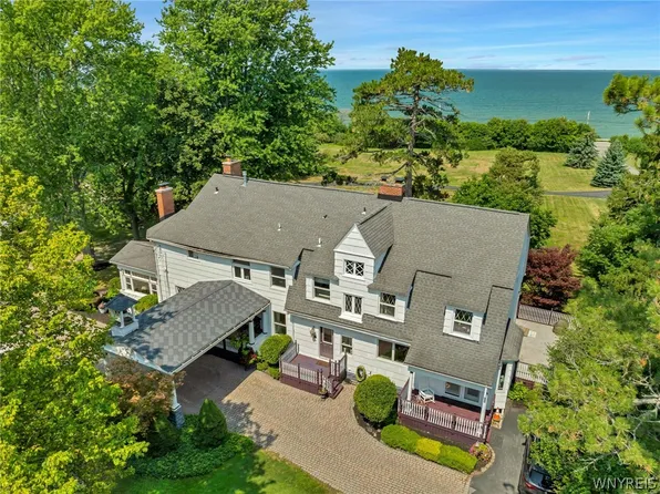 4303 Lake Shore Rd, Hamburg, NY 14075