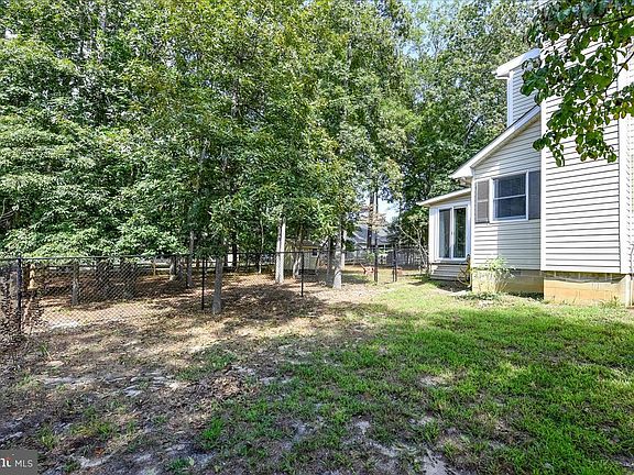 4th image of 23624 Woods Dr #106