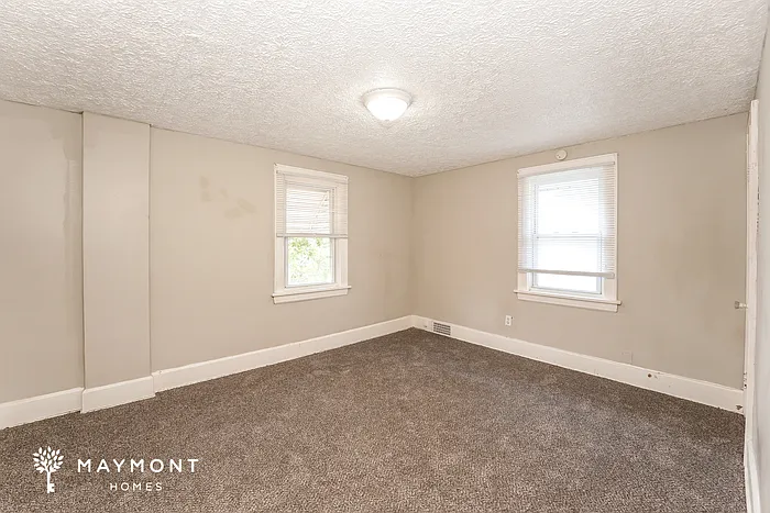 1420 Oakwood Ave — Photo 13