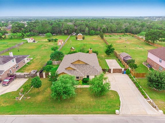 5th image of 135 Parkland Dr