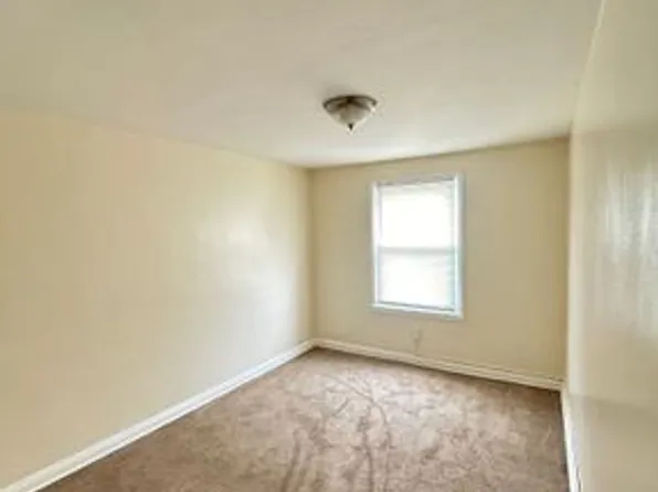 7525 Lange St APT A, Baltimore, MD 21224