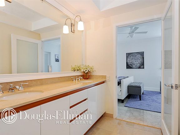 3rd image of 1500 Ocean Dr APT 610