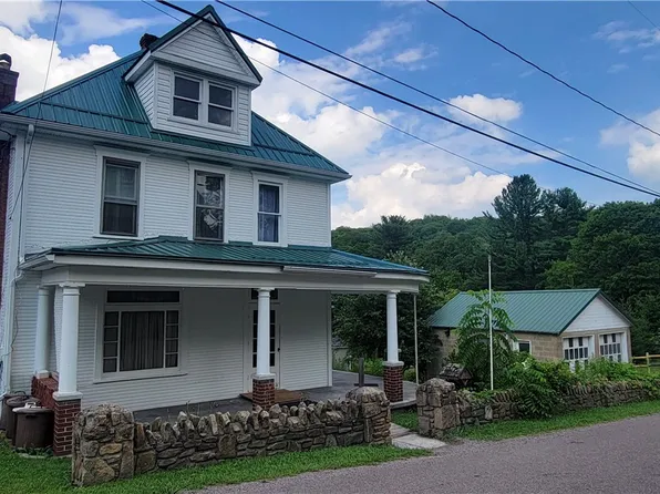 114 Village Rd, Listie, PA 15549