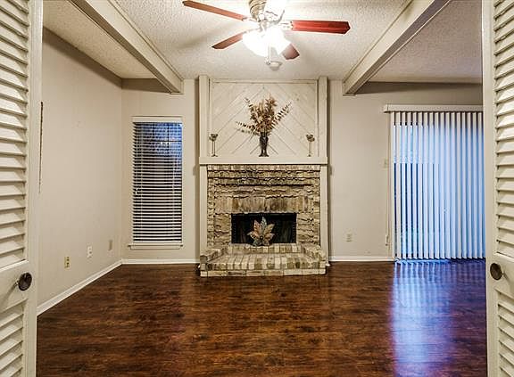 4th image of 336 Melrose Dr APT 12C