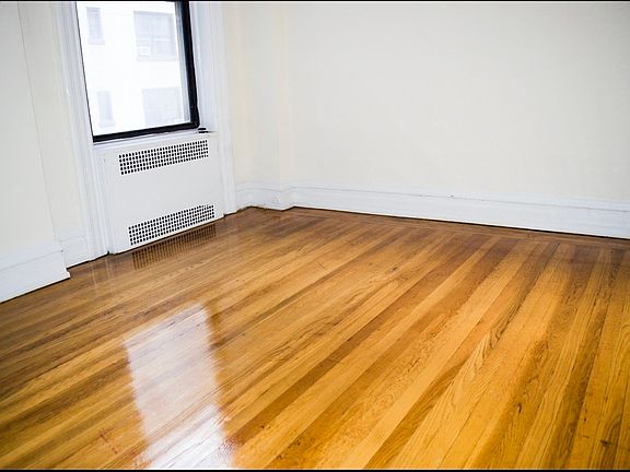 5th image of 205 W 54th St #8EE