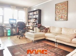 26-03 29th St #2B, Astoria, NY 11102