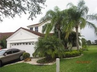 949 Falling Water Rd, Weston, FL 33326