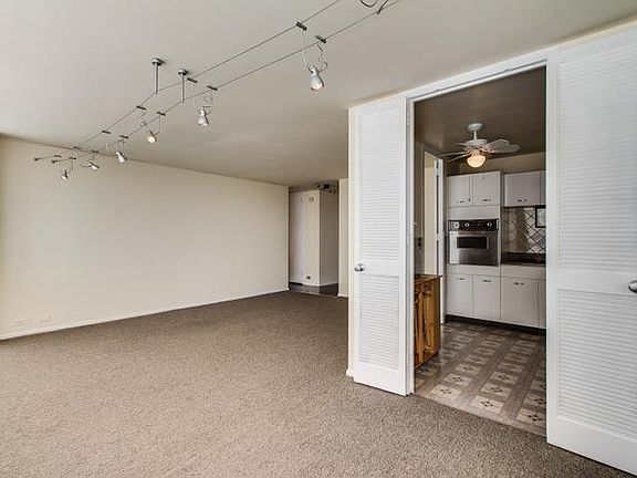 5th image of 4800 S Lake Shore Dr #712N