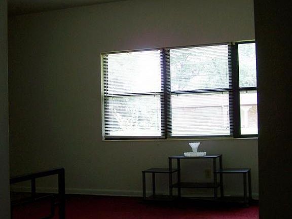 4th image of 1350 Grove Park Blvd