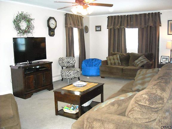 4th image of 63 Tanglewood Dr
