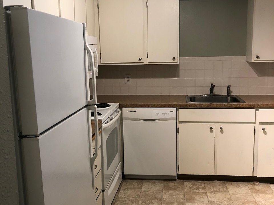 1st image of 1310 W 6th Ave #11