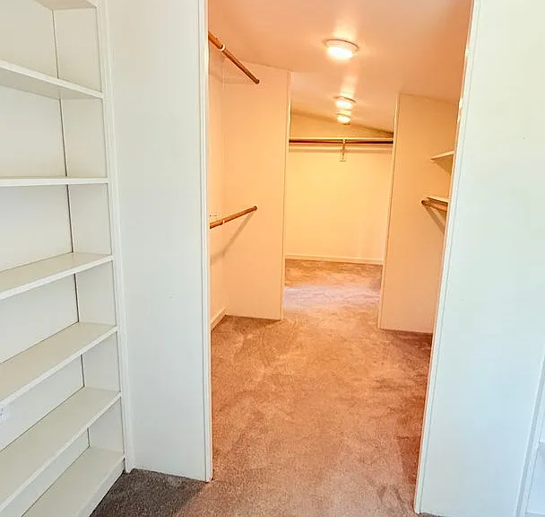 18 South Trl — Photo 21