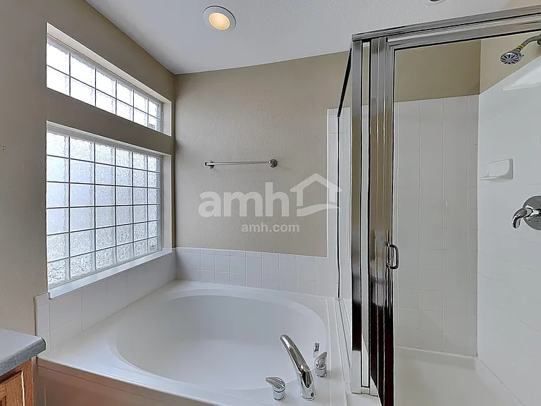 19052 E 53rd Ave — Photo 15