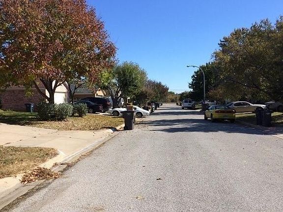 3rd image of 4325 Marsarie St