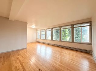 4740 22nd Ave NE, Seattle, WA 98105