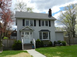 437 Grove St, Westfield, NJ 07090