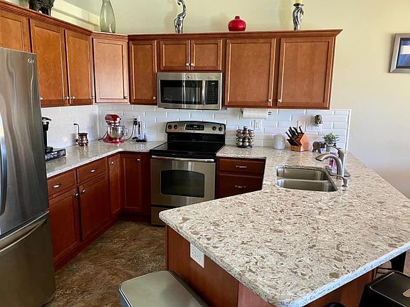 5th image of 8934 W Bruneau Pl
