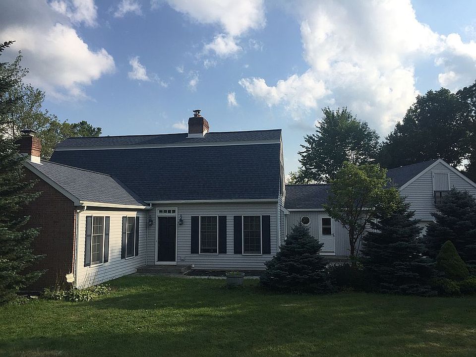1st image of 1256 Parkwood Ln