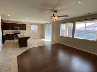 6351 W Vine Ct, Visalia, CA 93291