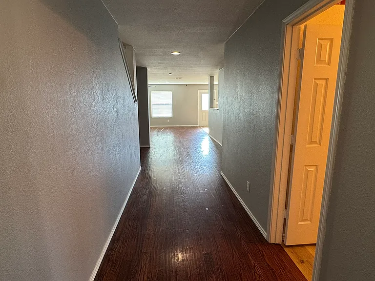 13287 Fowler Dr — Photo 8