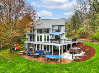 182 W Mohawk Dr, Malvern, OH 44644