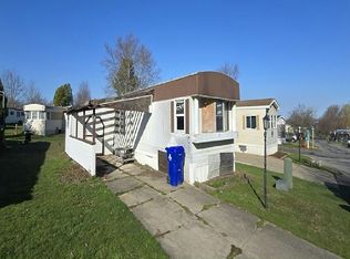 95 E Canyon Dr #25, Hamburg, NY 14075