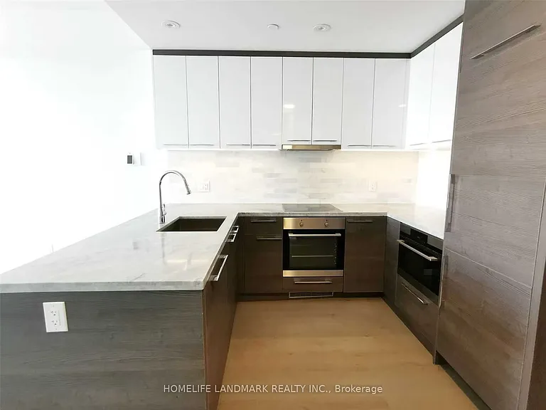 488 University Ave #3111 — Photo 6