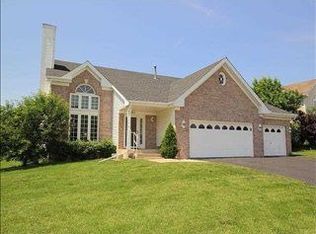 1193 Griggs Rd, Rockford, IL 61108