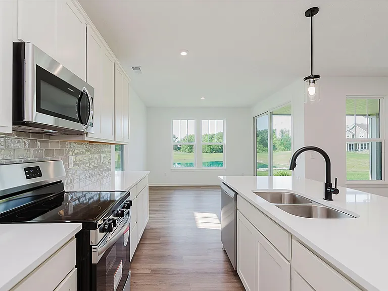 16043 Meadow Frost Ct — Photo 11
