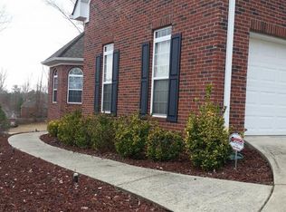 425 Lakes Trce, Fairburn, GA 30213