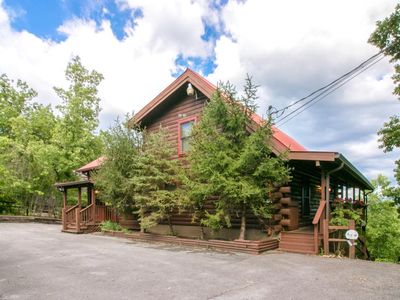 2855 Pine Haven Dr, Pigeon Forge, TN, 37862
