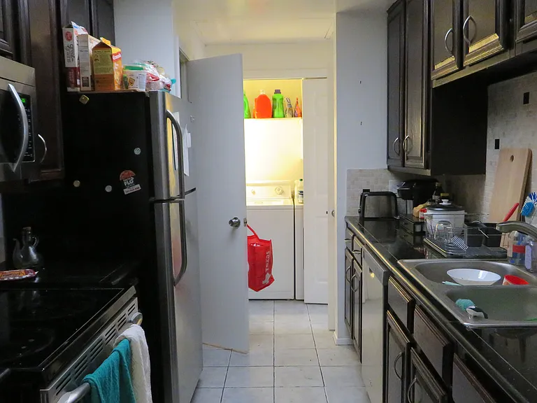 806 W 24th St #200 — Photo 4