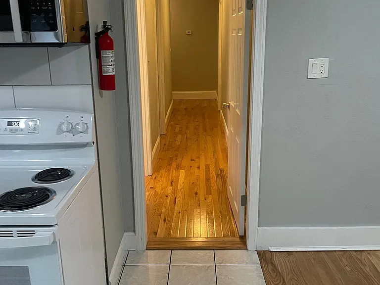 115 Andrews St #3 — Photo 3