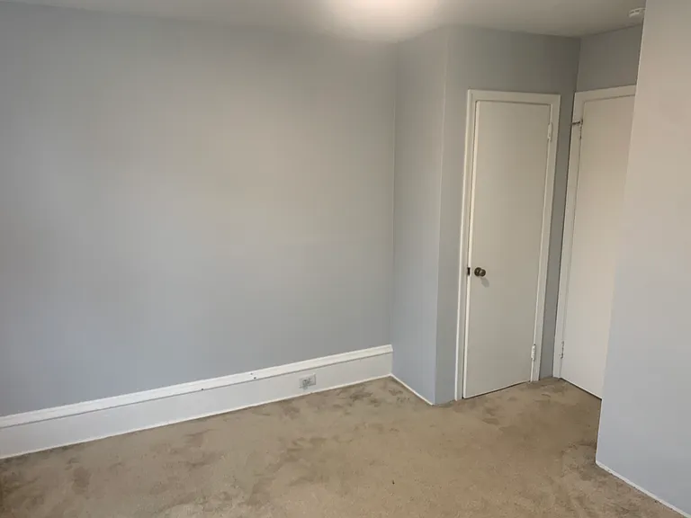 328 E King Street — Photo 18