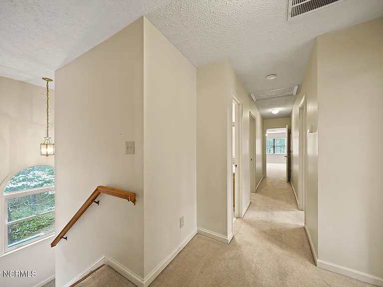 300 Clearfield Ln — Photo 28