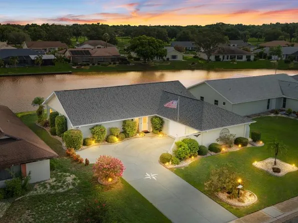 2023 El Rancho Dr, Sun City Center, FL 33573