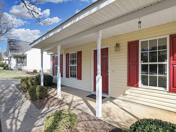 2nd image of 112 Red Feather Ct