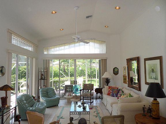2nd image of 4737 Carlton Golf Dr