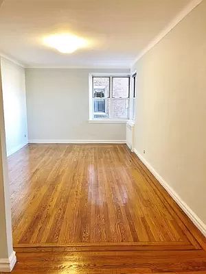 4th image of 63-89 Saunders St #2M