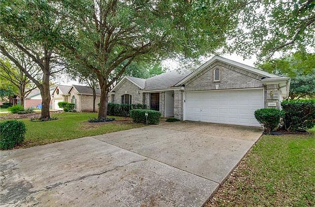 1st image of 1119 Blackthorn Dr