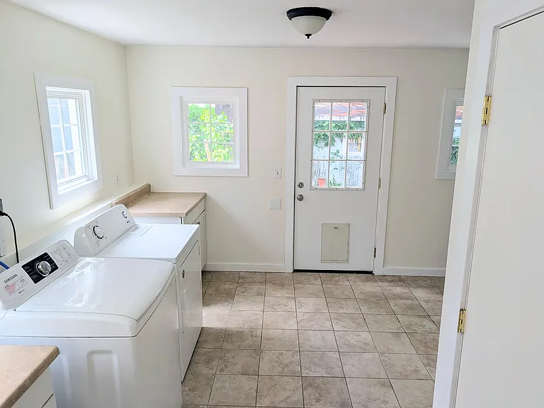 7911 N Woolsey Ave — Photo 12