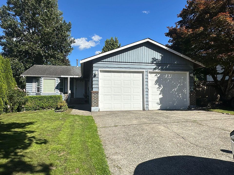 1st image of 3752 Harwood Cres