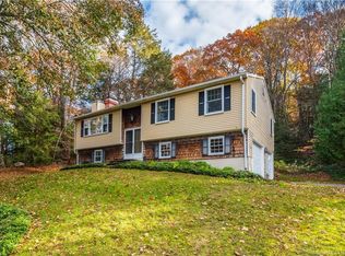13 Diane Dr, Barkhamsted, CT 06063