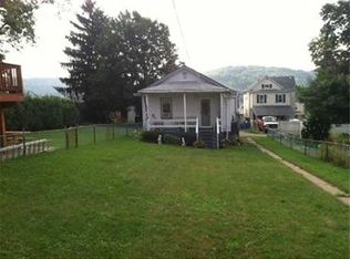 524 Giffin Ave, Canonsburg, PA 15317