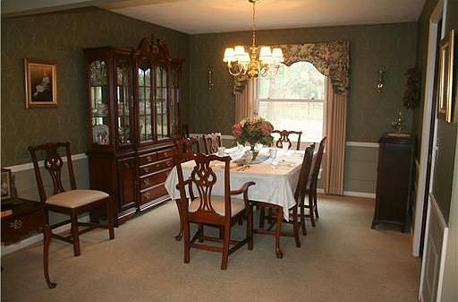 3rd image of 2649 Melville Dr