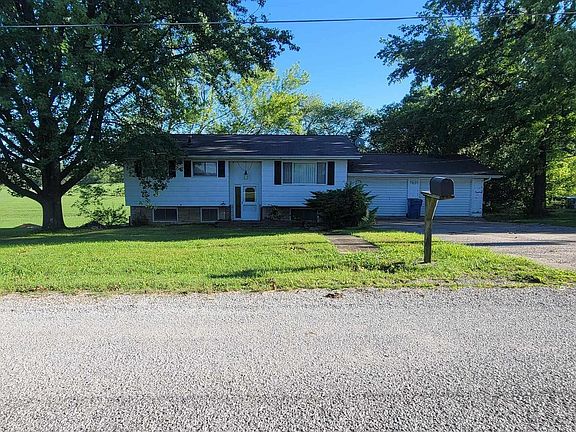 4th image of 125 Ashlar St