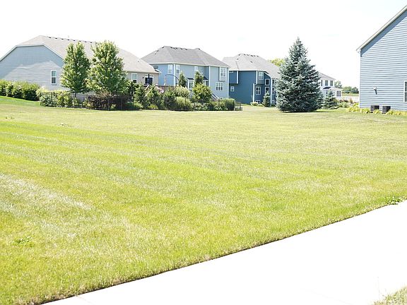 2nd image of 818 Hathaway Ct Lot 104
