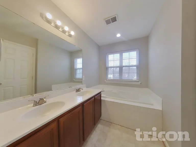 4116 Killington Ct — Photo 6